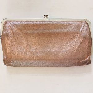 HOBO Wallet in pink leather